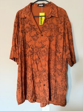 Stutter Floral Button-Up Shirt in Rust